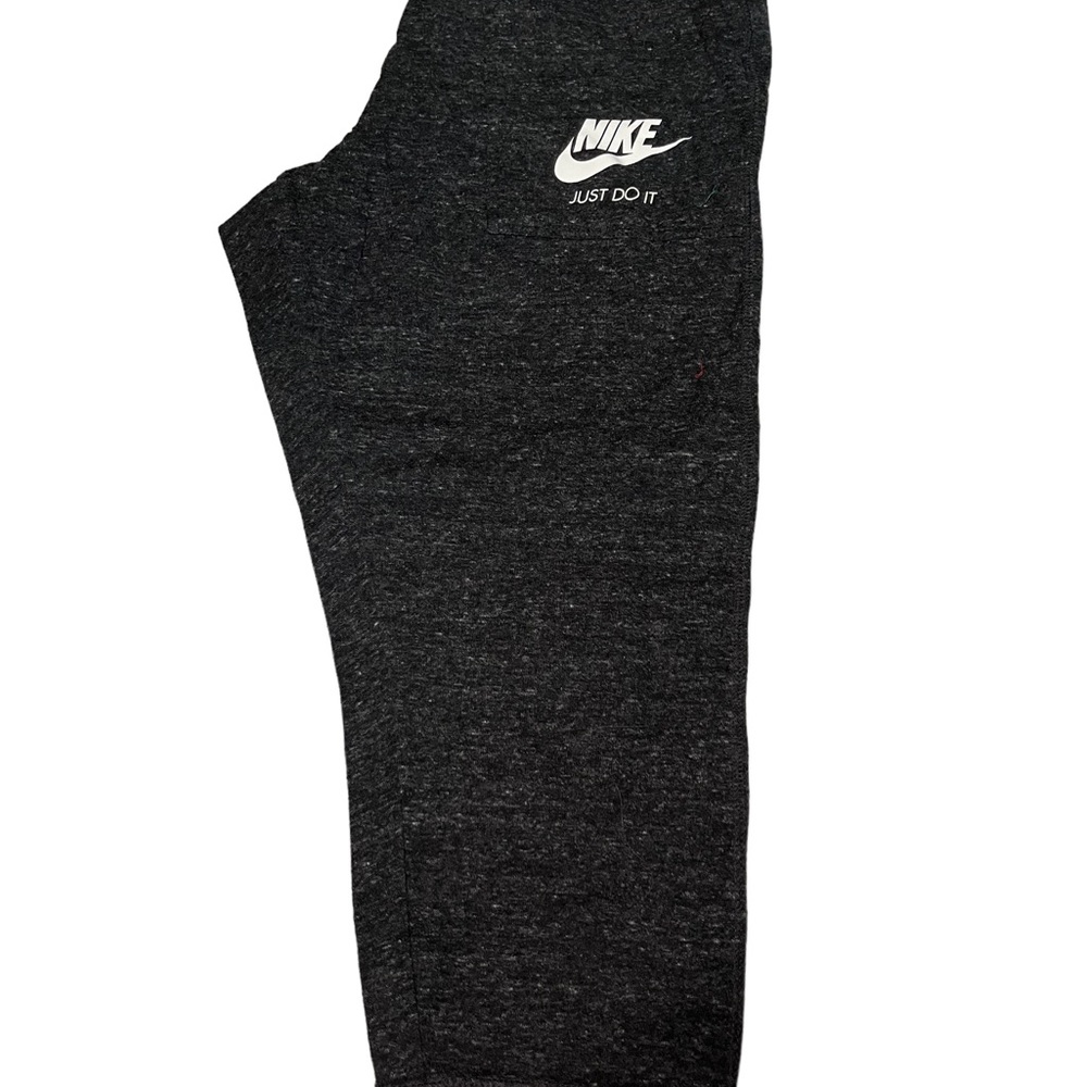 Women’s Nike Vintage Dark Gray Capri Sweatpants size M Medium